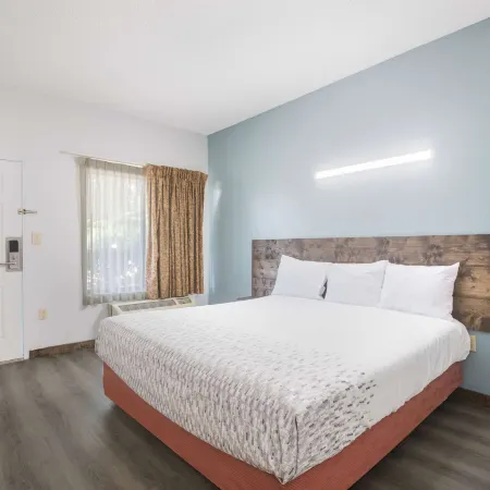 Americas Best Value Inn Stockbridge