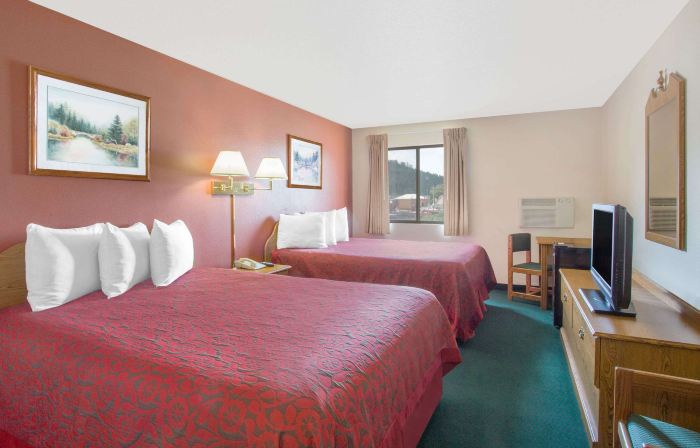 Days Inn by Wyndham Custer