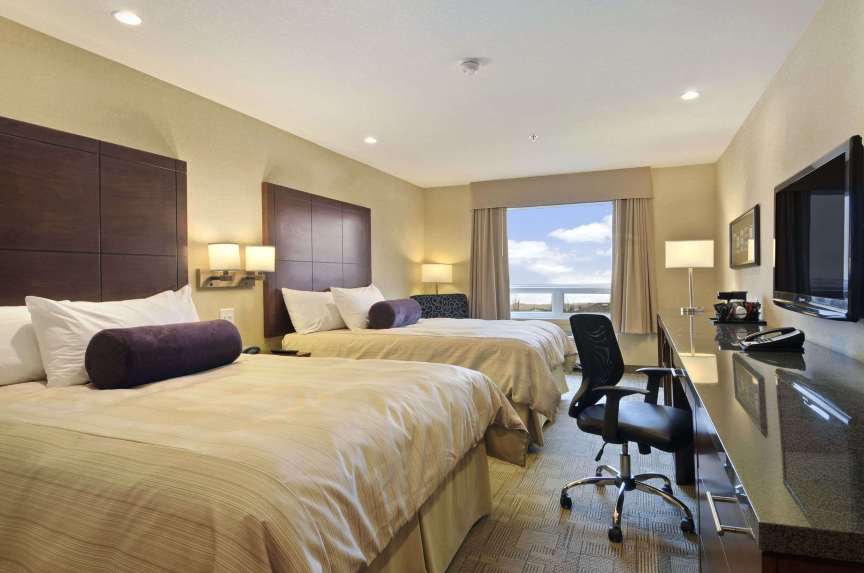 Days Inn by Wyndham Regina Airport West Hotels in Regina