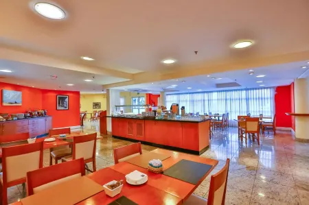 Dubai Macaé by Atlântica Отели в г. Макаэ