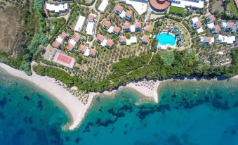 Sunrise Village Beach Hotel