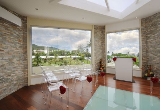 힐튼 누미 라 프로머나드 레지던스 뷰