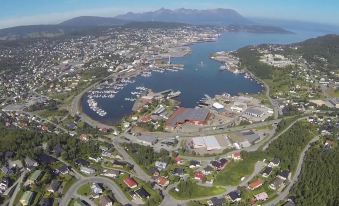 Gullhaugen Pensjonat - Housity