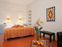 هوتل لو كلويتريه سانت لويس فنادق في أفينيون