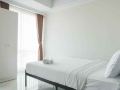 minimalist-and-comfort-studio-at-green-sedayu-apartment-by-travelio
