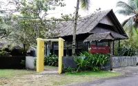 Bale Karang Cottages