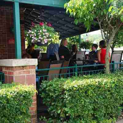 ザ プラザ ホテル & スイーツ ウィノナ Hotel Exterior