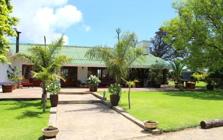 Goblin's Creek Отели в г. Фелддриф