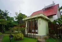 SpringHill Bungalow Hotel dekat Warung Bakso PWD "Tipex"