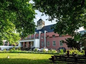 Haus des Volkes - Das Bauhaushotel