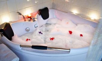 Relax Hotel Ve Dvoře - Housity