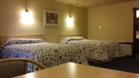 Budget Host Longhorn Motel Hotels in Adams County