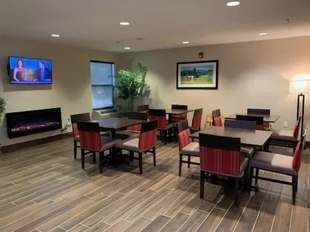 Inn at Clinton Отели в г. Север Клинтон