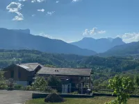 Logis hôtel Annecy Nord / Argonay Hotels in Metz-Tessy