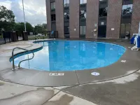 Holiday Inn Express ROCKY MOUNT – SPORTS CENTER by IHG - Pools