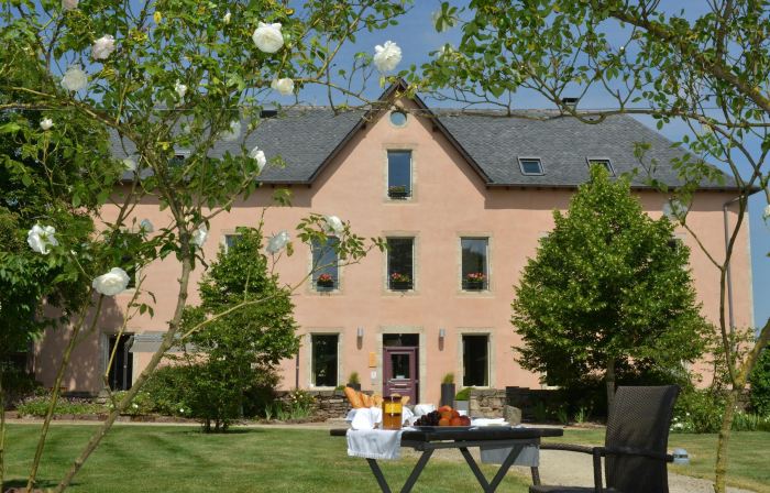HÔTEL la Ferme de Bourran Rodez - Parking privé Gratuit