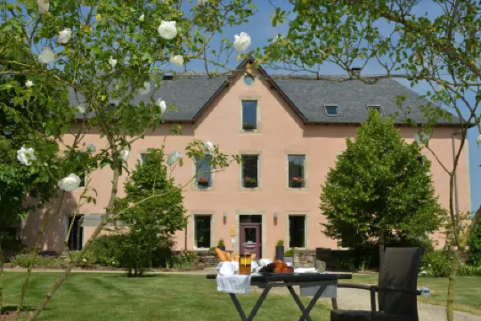 HÔTEL la Ferme de Bourran Rodez - Parking privé Gratuit