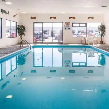 Comfort Inn & Suites Maumee - Toledo I80-90