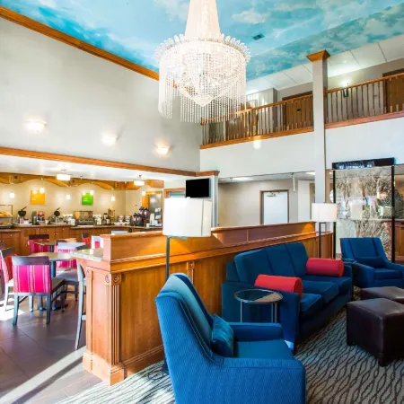 Comfort Inn & Suites Springfield I-44