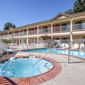 Quality Inn & Suites Woodland - Sacramento Airport