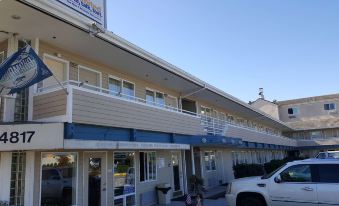 Americas Inn & Suite
