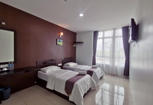 Station Inn Hotel - Housity