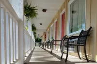 Homestead Motel Hotels in Scott Township