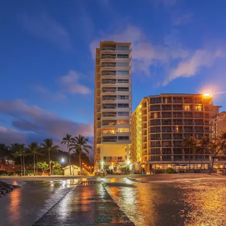 Castle Waikīkī Shore