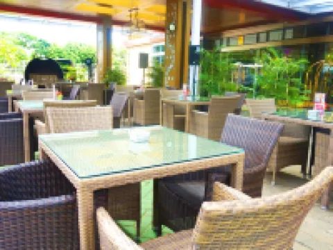 Sapphire Sky Hotel & Conference Hotels in Pagedangan