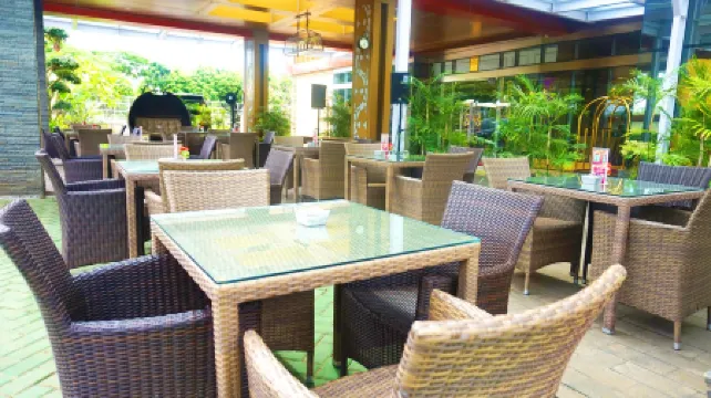 Sapphire Sky Hotel & Conference