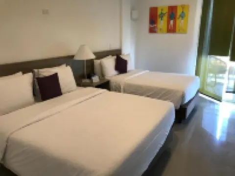 迪卡梅隆馬里蘭全包式酒店 酒店