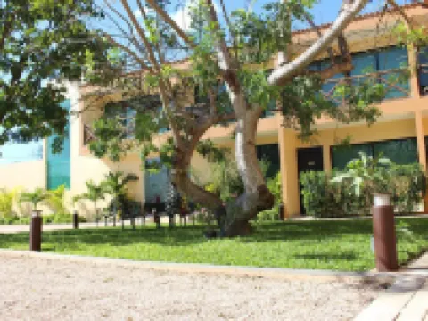 Hotel Roazi โรงแรมในทิซิมิน