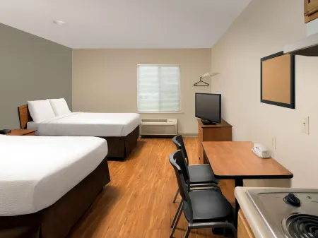 WoodSpring Suites Louisville Clarksville Отели в г. Чарлстаун
