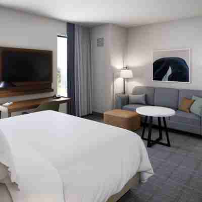 Staybridge Suites Ames Rooms