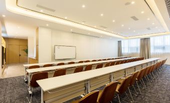 Atour Light (University of Electronic Science and Technology of China, Chengdu West Hi-tech Zone)
