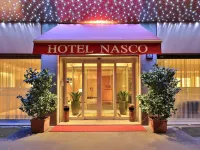 Hotel Nasco Hotels near Allianz Tower