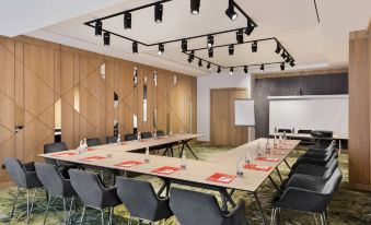 Ramada by Wyndham Slatina Parc