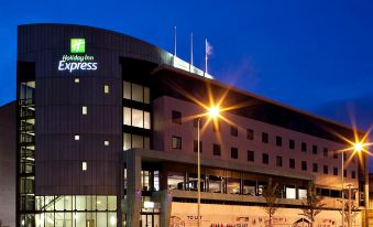 Holiday Inn Express DUNDEE by IHG, Dundee - Book with Updated Prices