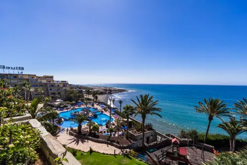 Apartamentos BlueBay Beach Club