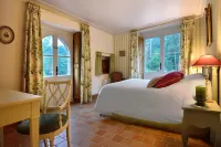 Château-Hôtel de Bourron Hotels in Nemours