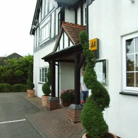 Haigs Hotel