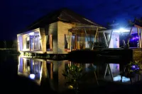 Woody Villa Hotels in Cijulang