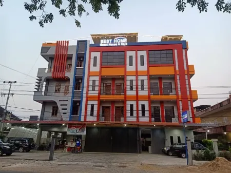 Best Home Отели в г. Southeast Pontianak