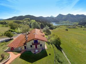 Casa Rural Urkulu Landetxea