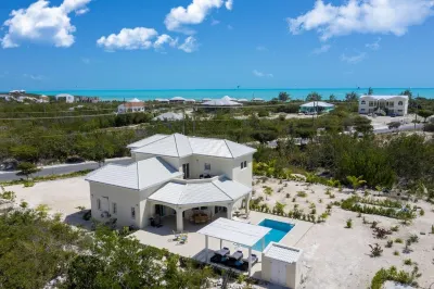 The Sapphire Villa Hotels near Long Bay Beach