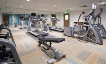 Holiday Inn Express Fall River North - Housity