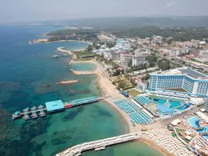Granada Luxury Beach-Ultra All Inclusive