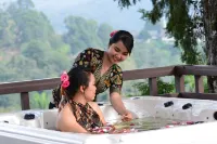 Strawberry Park Resort - Romantic