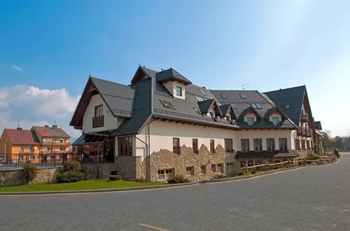Skalny Dworek Hotels in Szaflary