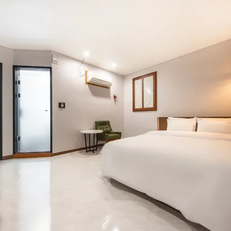 Jecheon Cats Hotel